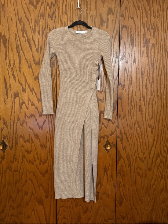 Astr Dresses & Skirts - ASTR The Label Ribbed Knit Midi Dress/Top Side Button Slit Tan Large NWT